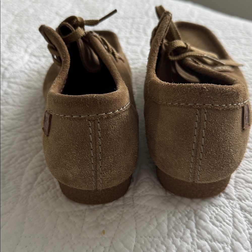 Wallabees - Picture 3 of 4